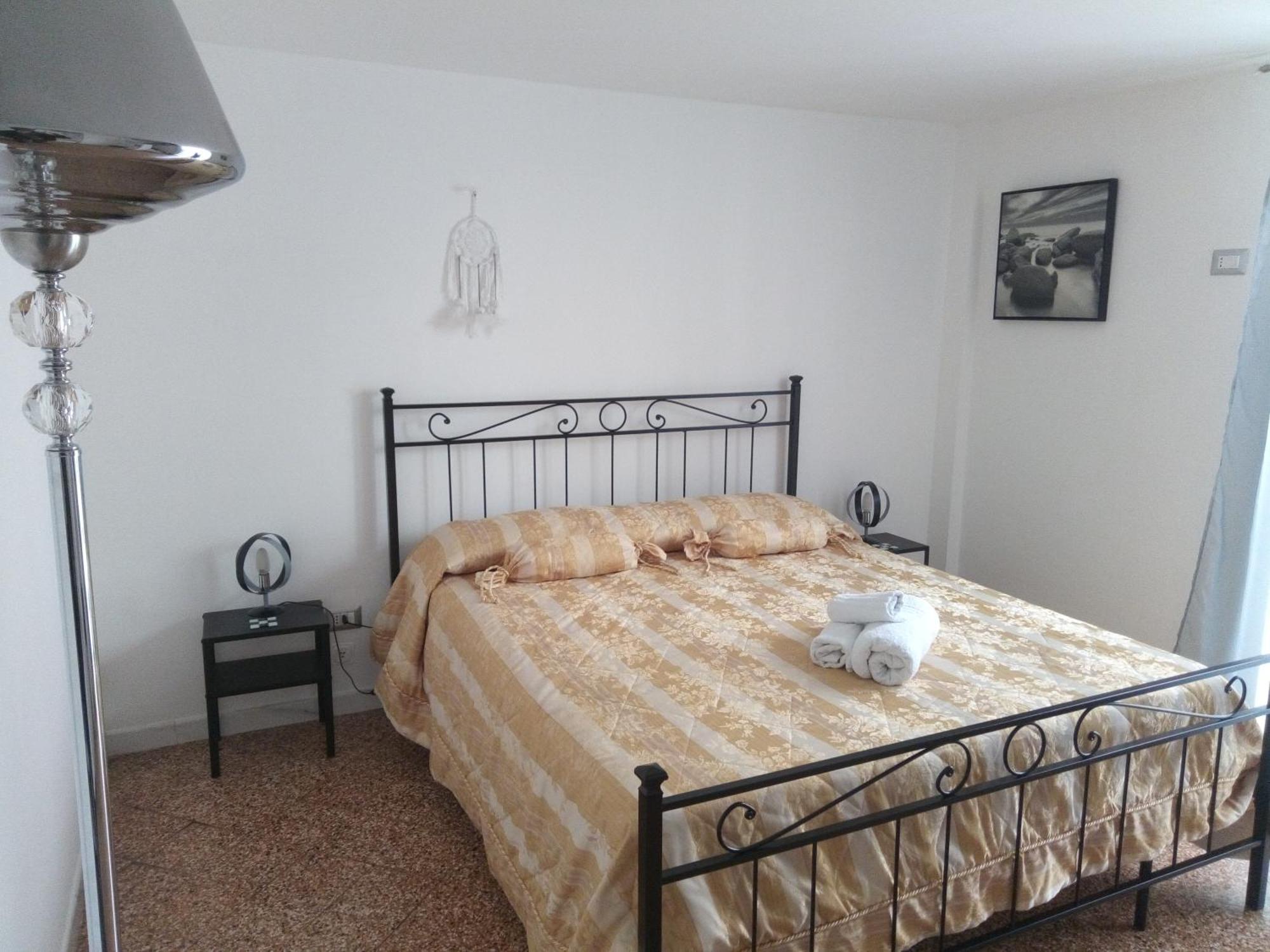 דירות מולפטה New Rose House מראה חיצוני תמונה